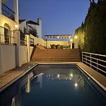 ヴィラ Casa Alba ネルハ